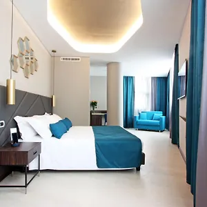Otel The Hive, Roma