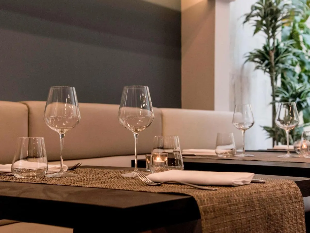 Mercure Roma West Hotel