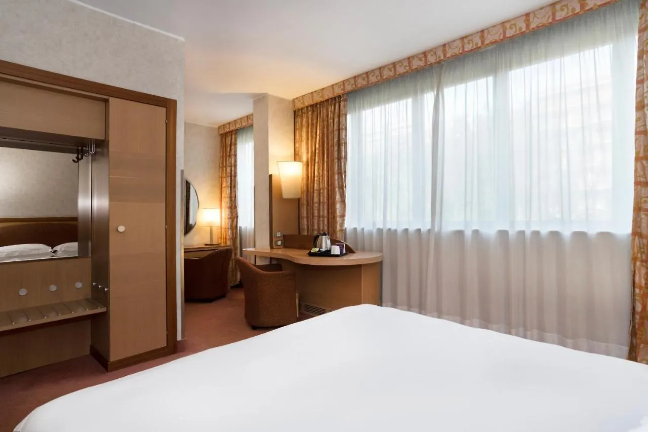 Mercure Roma West Hotel Rome
