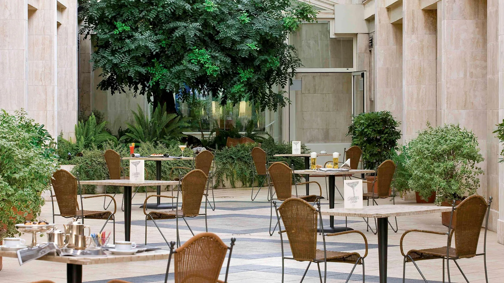 Mercure Roma West Рим