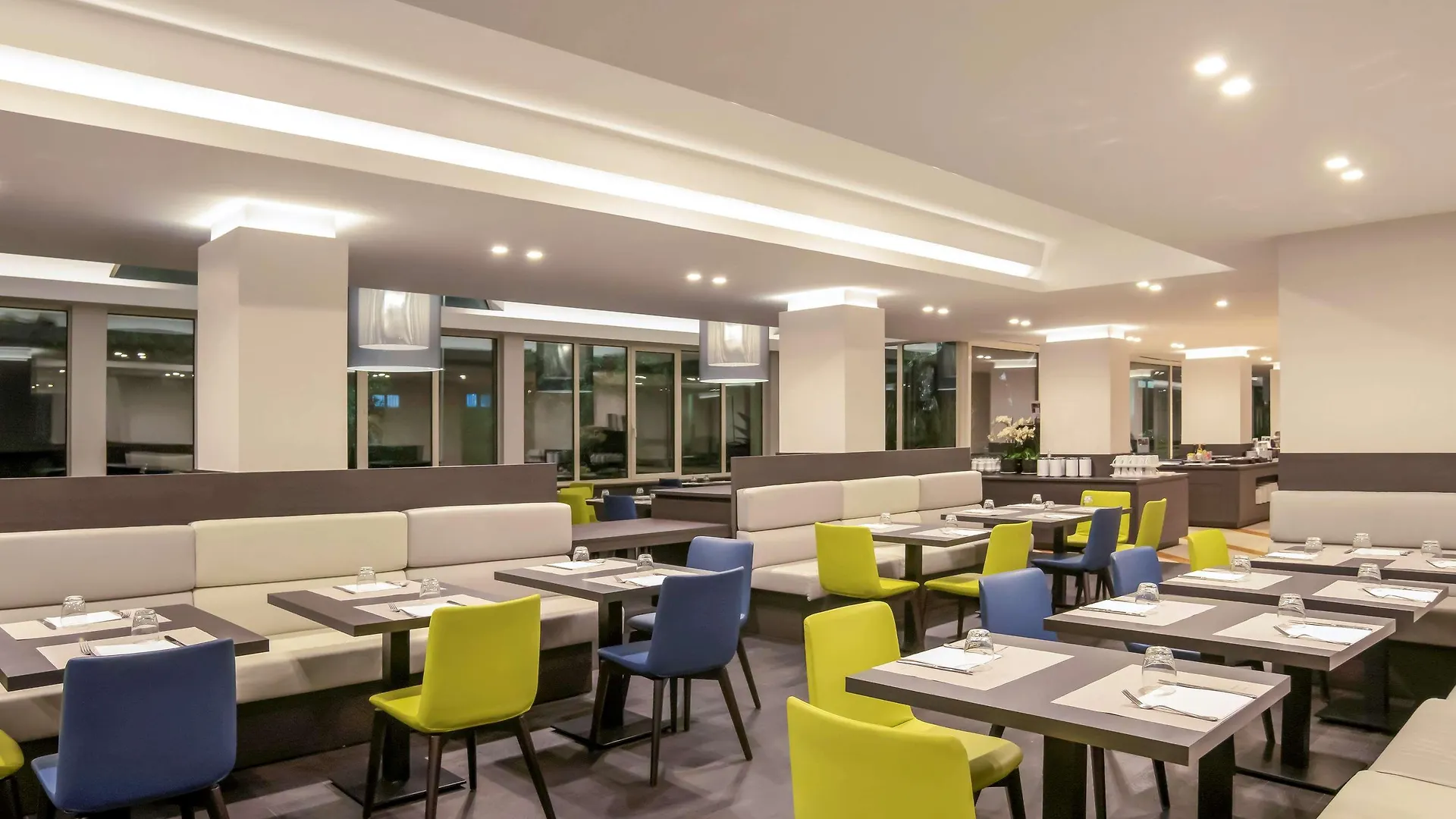 Mercure Roma West Отель Рим